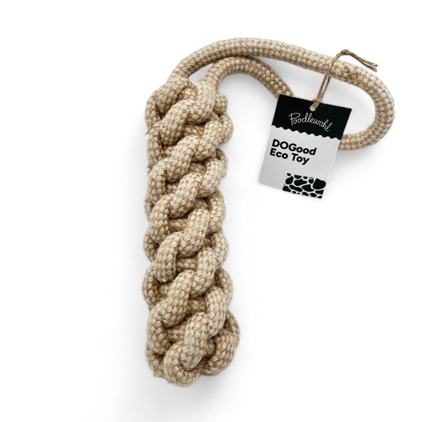 DoGood Eco Toy Bummy – Das nachhaltige Hundespielzeug

Das DoGood Eco Toy Bummy ist ein umweltfreundliches Spielzeug, das aus Jute gefertigt wird, einer natürlichen und nachhaltigen Pflanzenfaser. Diese Wahl sorgt nicht nur für Langlebigkeit und Festigkeit, sondern trägt auch aktiv zum Umweltschutz bei. Das Produkt verwendet zudem Leder, das als Nebenprodukt gewonnen wird, um Abfall zu reduzieren und Ressourcen sinnvoll zu nutzen. Jute ist zu 100 % biologisch abbaubar, was das Spielzeug zu einer großartigen