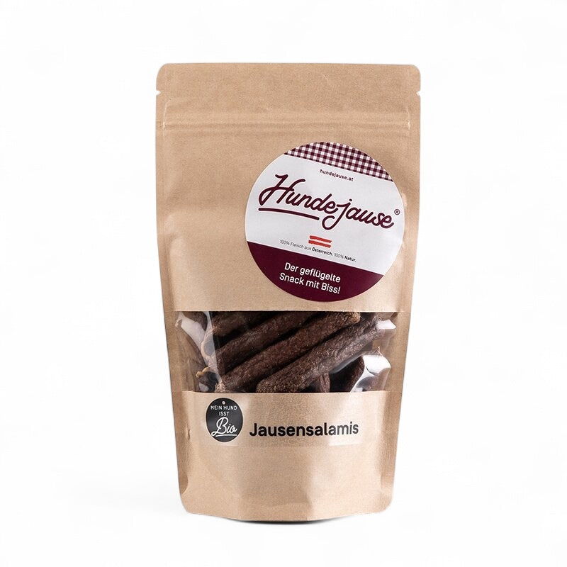 Hundejause Bio-Salamis – weiche, würzige Hundesnacks aus 100 % Bio-Geflügelfleisch (Huhn & Pute), mit Rosmarin verfeinert und über Buchenholz geräuchert, ideal als Belohnung beim Training oder für unterwegs