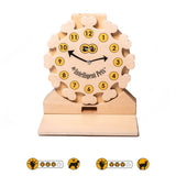 Pet's Clock, das interaktive Puzzle für Hunde und Katzen, mit einer drehbaren Uhrplatte, die Belohnungen freigibt, um die geistige Stimulation und Problemlösungsfähigkeiten von Haustieren zu fördern.