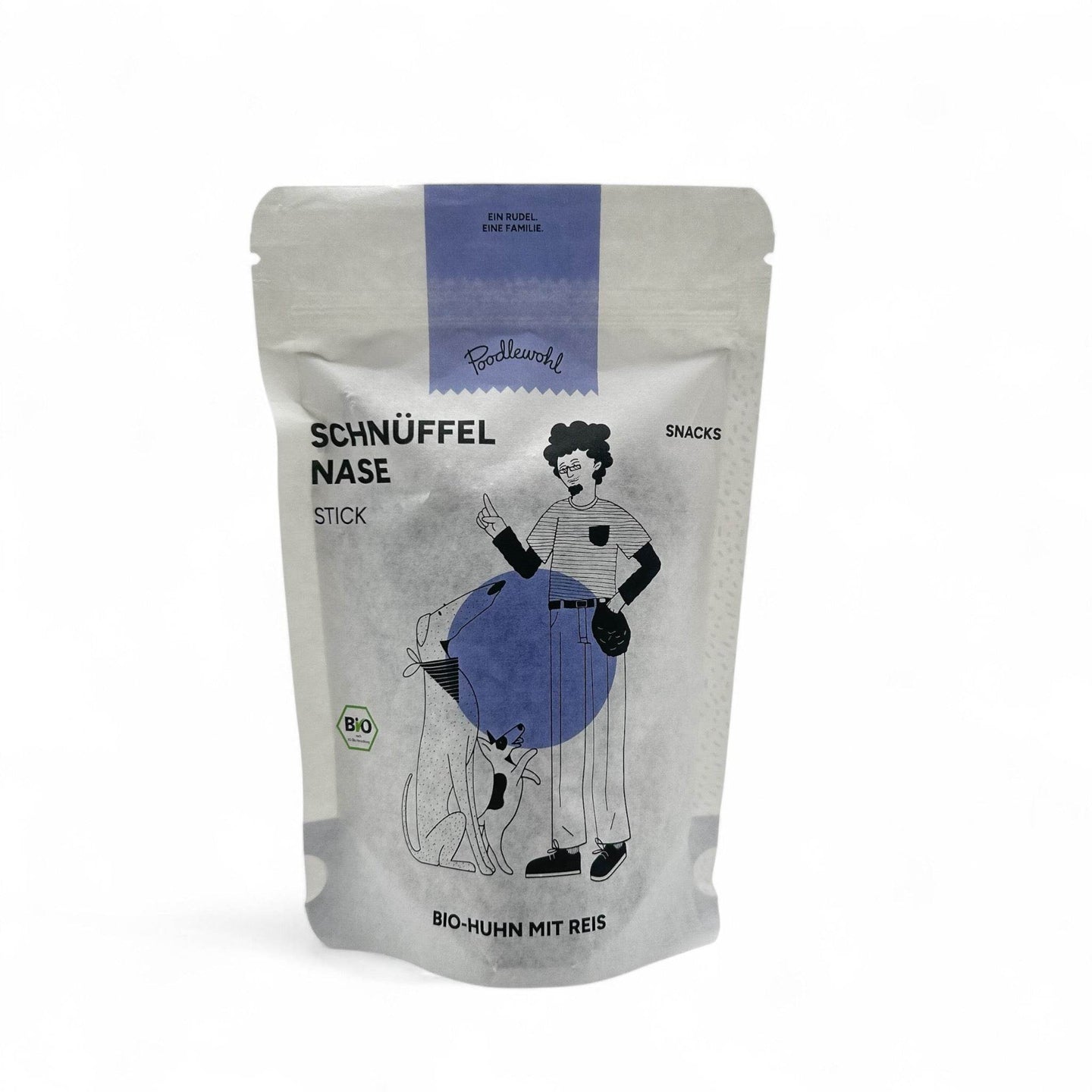 Poodlewohl Bio-Huhn Stickis — proteinreicher Hundesnack mit 73 % Bio-Huhn, Reisflocken, Kokos und Kräutern wie Rosmarin & Lavendel, schonend getrocknet und nachhaltig verpackt.